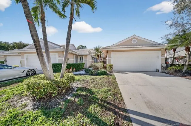 $535,000 | 2426 Southwest Foxpoint Trail, Palm City, FL 34990
