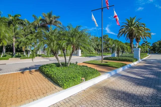 $535,000 | 2426 Southwest Foxpoint Trail, Palm City, FL 34990