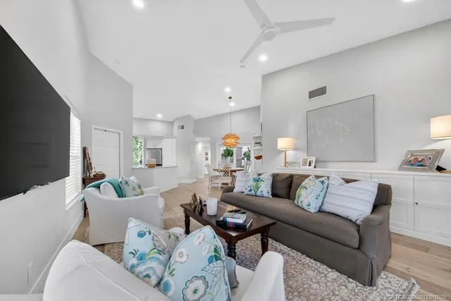 $535,000 | 2426 Southwest Foxpoint Trail, Palm City, FL 34990