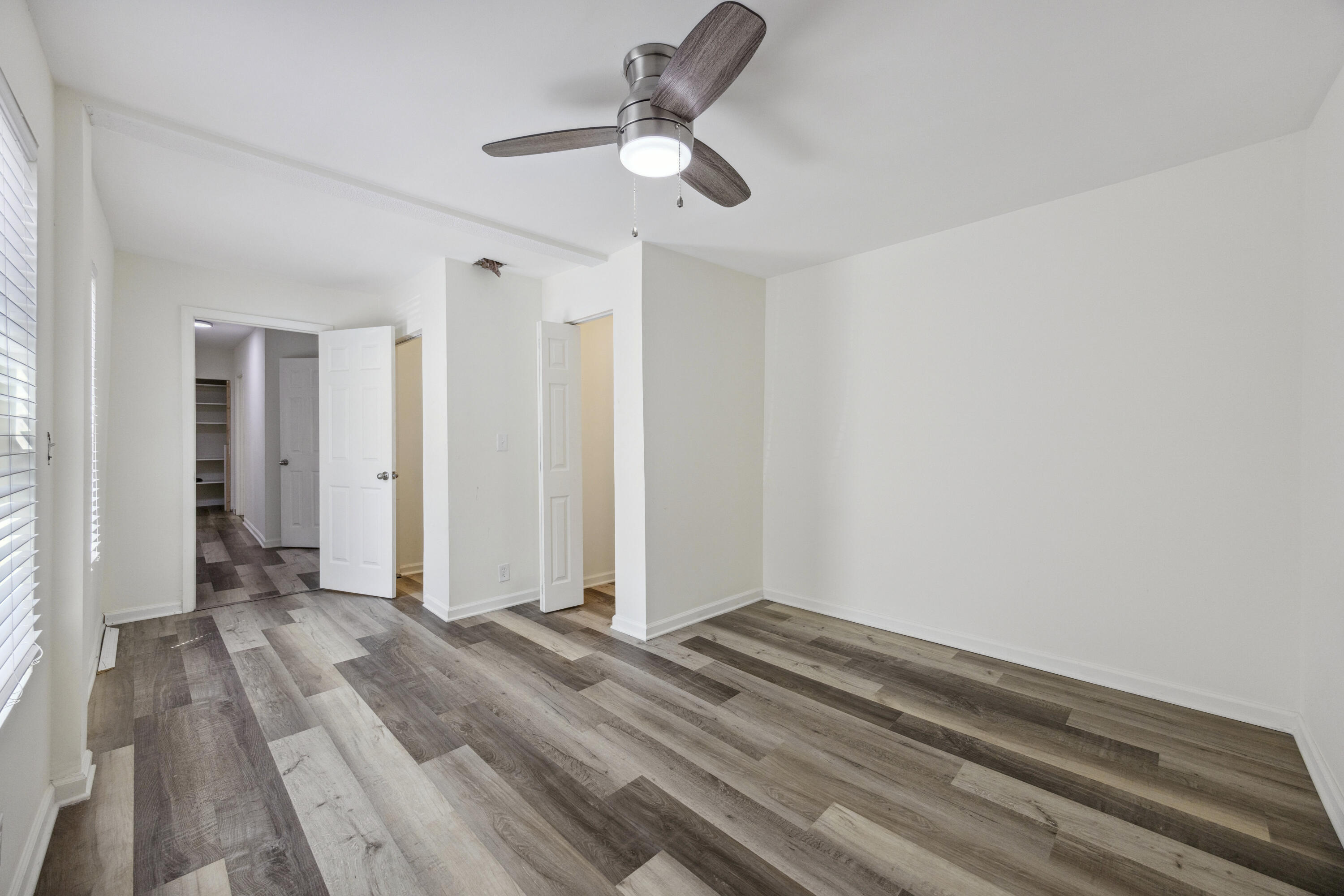 634 Rutledge Avenue Charleston, SC 29403 - Photo 18 of 48 243A5285