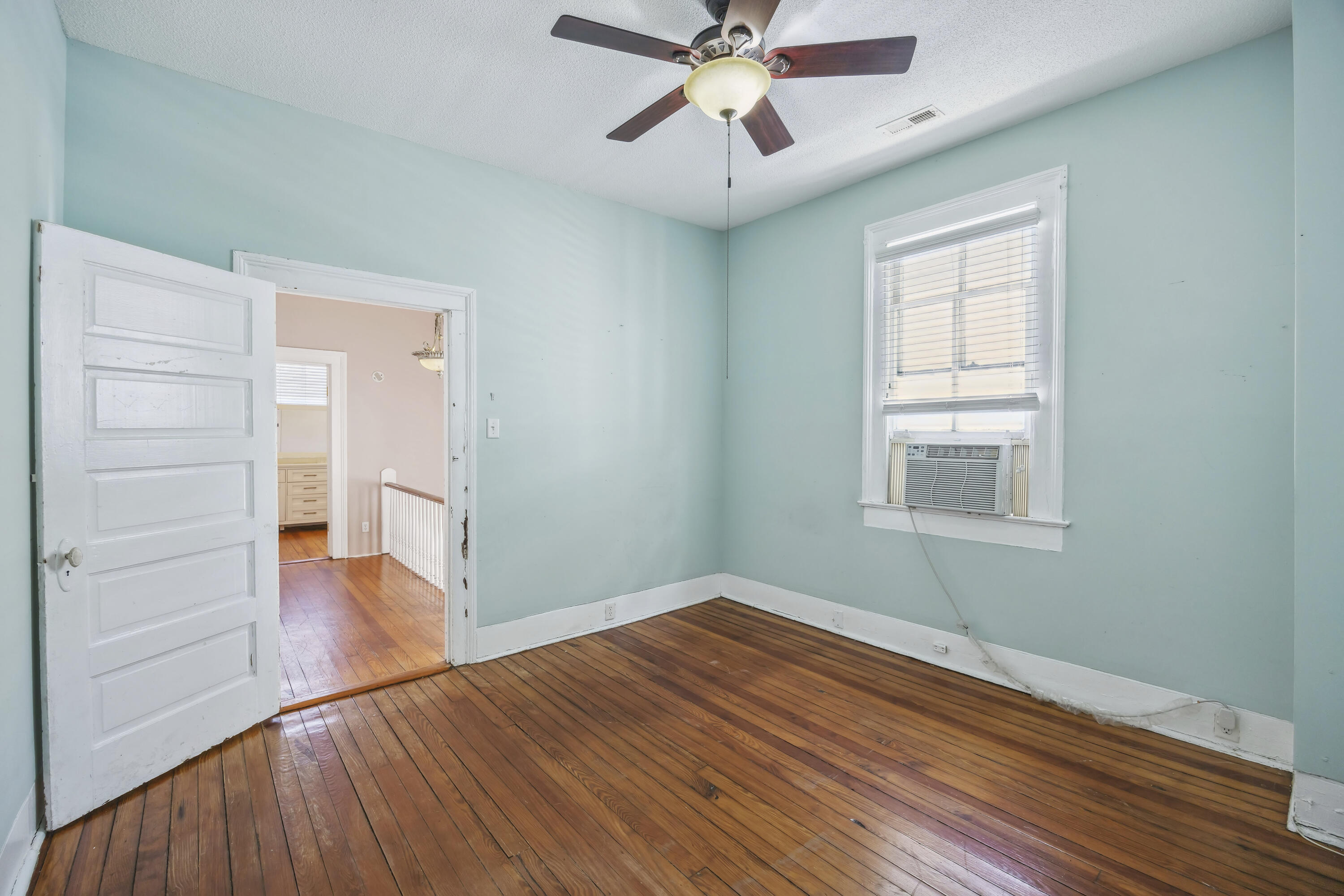 634 Rutledge Avenue Charleston, SC 29403 - Photo 27 of 48 243A5351