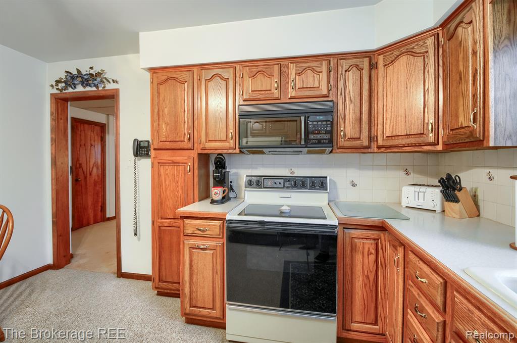 9213 North Clio Road Clio, MI 48420 - Photo 18 of 31