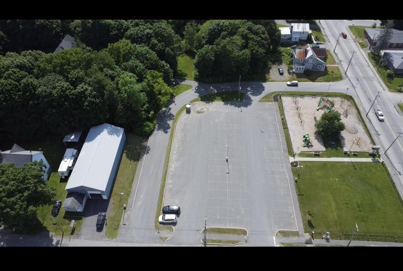 106 Nichols Street Madison, ME 04950 - Photo 19 of 34 IMG_4647