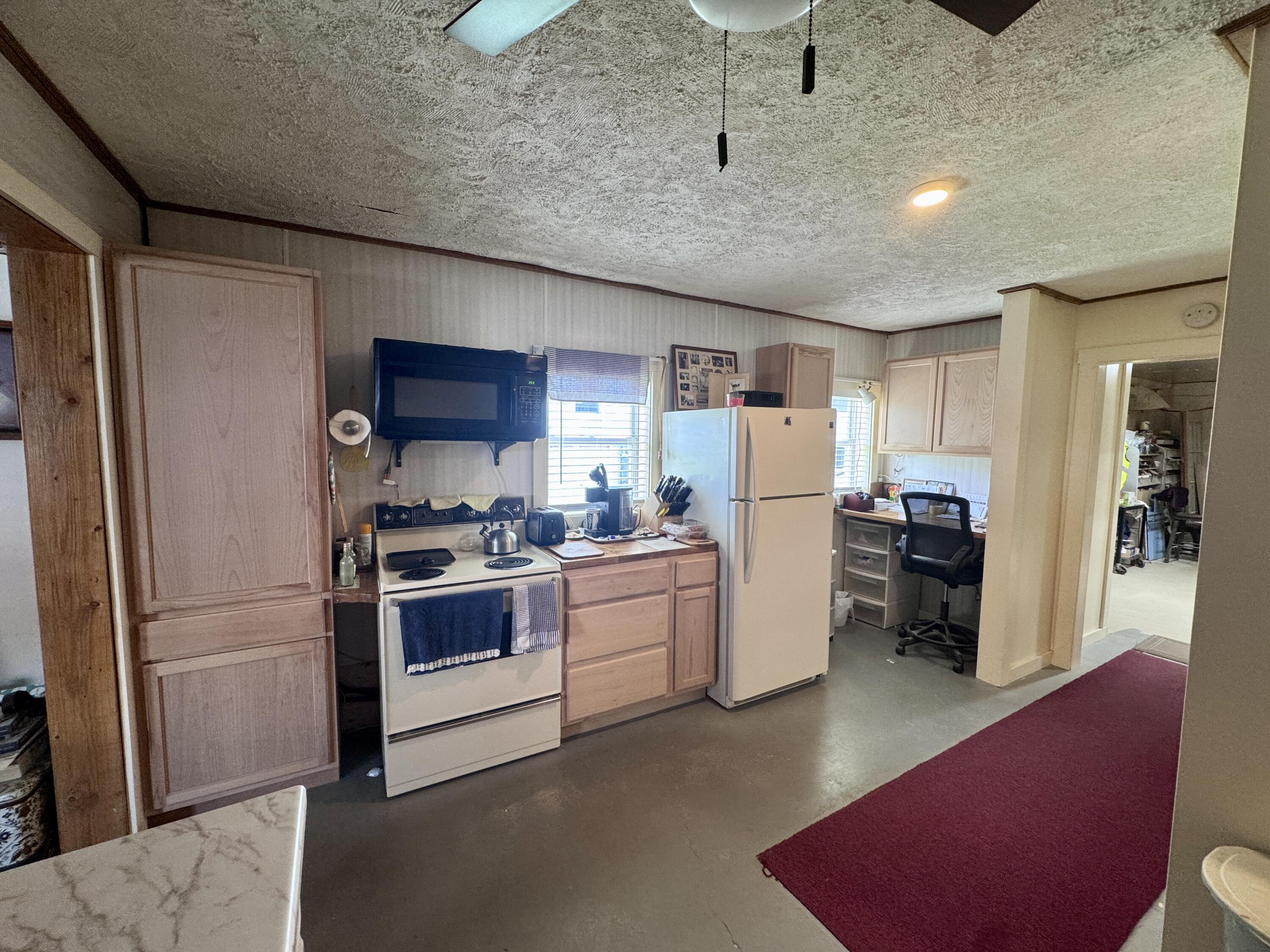 106 Nichols Street Madison, ME 04950 - Photo 6 of 34 IMG_4631