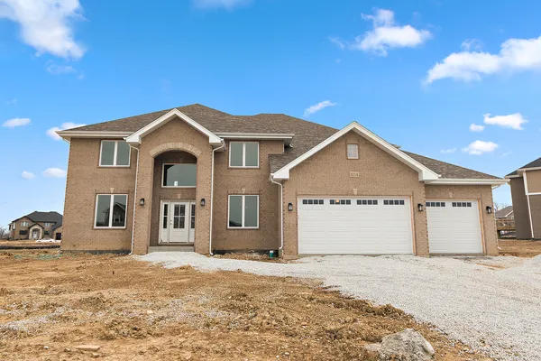 $789,000 | 8214 Stanley Trail South, Frankfort, IL 60423