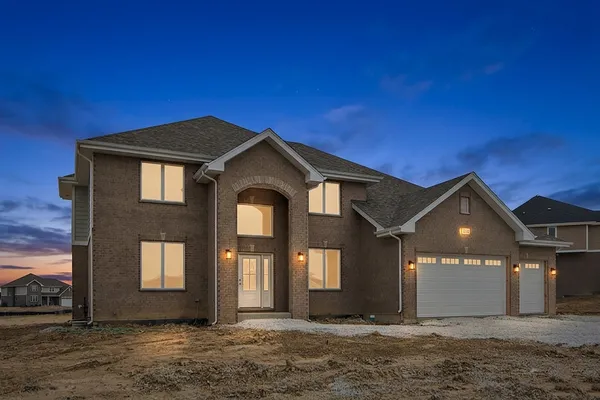 $789,000 | 8214 Stanley Trail South, Frankfort, IL 60423