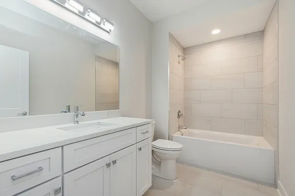 $789,000 | 8214 Stanley Trail South, Frankfort, IL 60423