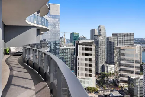 $3,245,000 | 1000 Brickell Plaza, Unit PH5403, Miami, FL 33131