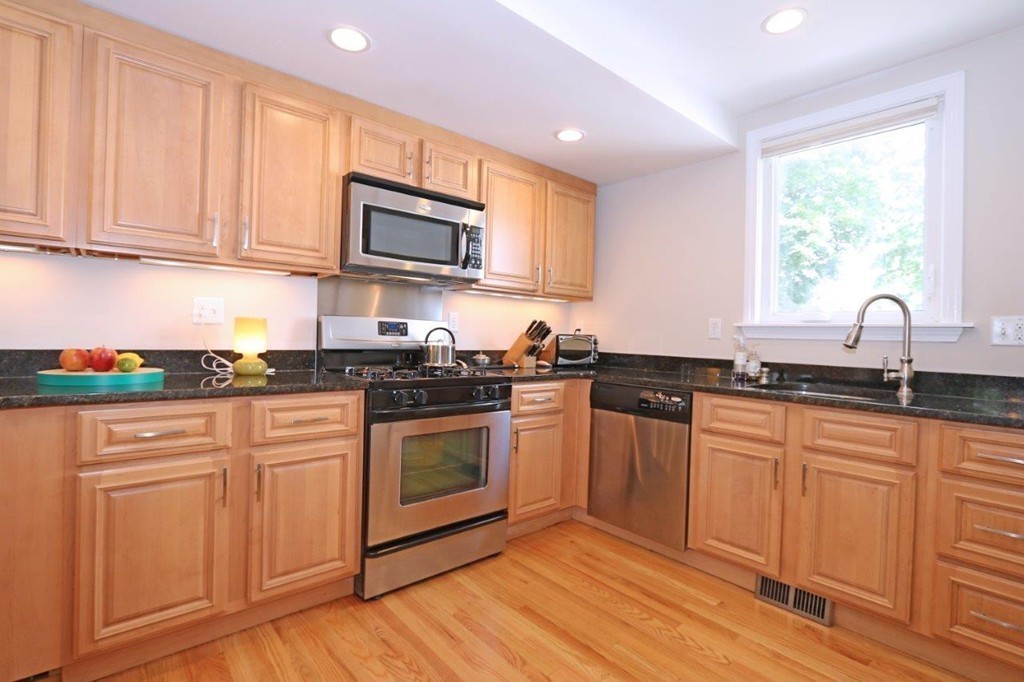 14 Gretter Road Boston, MA 02132 - Photo 8 of 16 Gallery Image 8