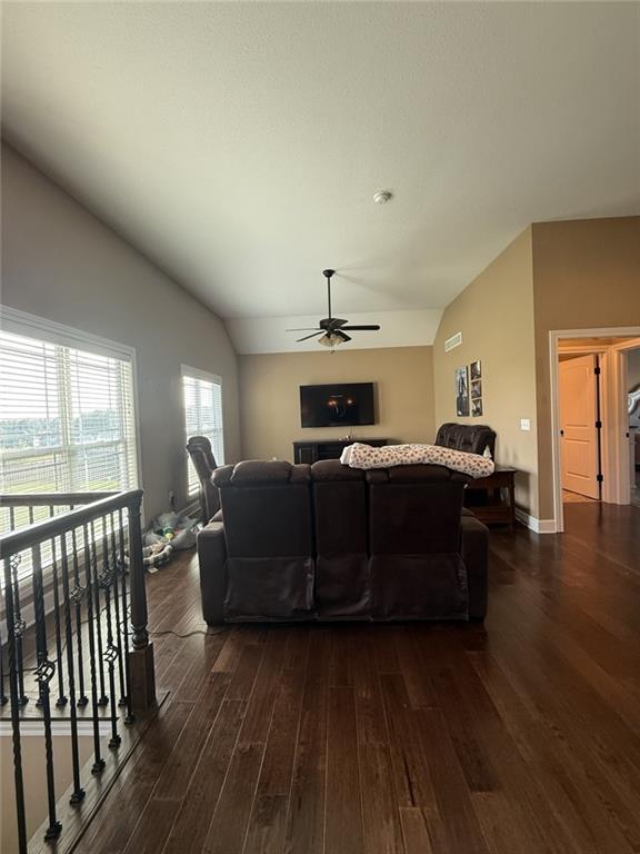 13944 Indian Ridge Road St. Joseph, MO 64505 - Photo 15 of 46 Gallery Image 15