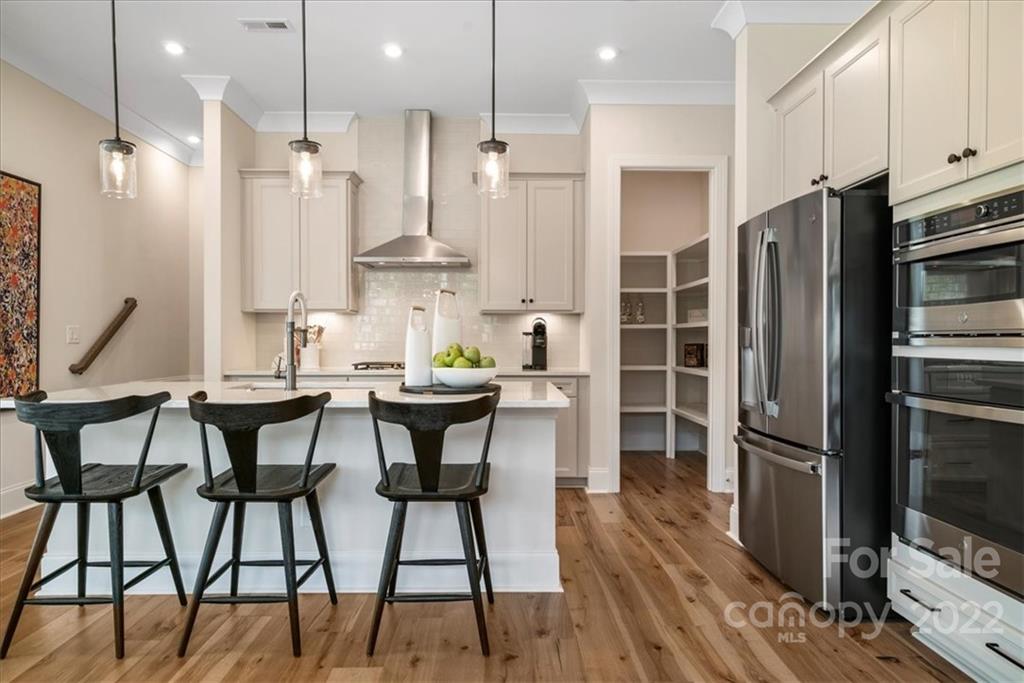 525 Madison Falls Court Fort Mill, SC 29708 - Photo 2 of 31 Gallery Image 2