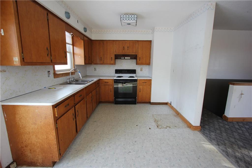 73 Dixon Road Wales, ME 04280 - Photo 2 of 21 Photo