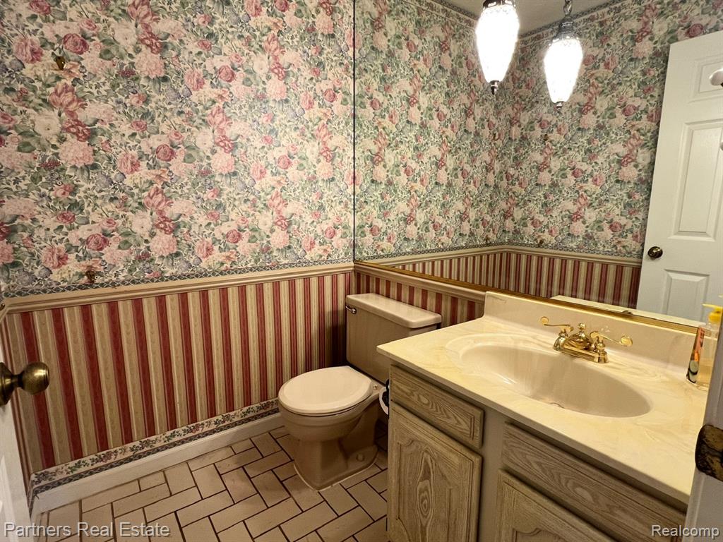 5618 Mountain Road Brighton, MI 48116 - Photo 17 of 53 Gallery Image 17