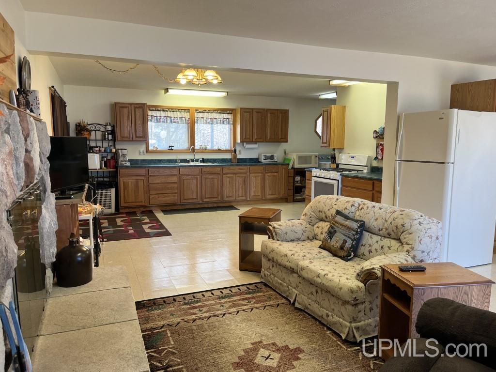E16931 Co Road Shingleton, MI 49884 - Photo 3 of 37