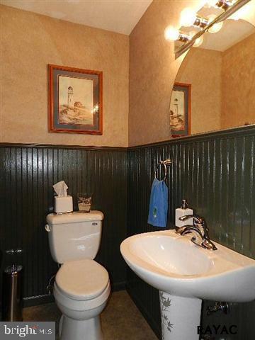 1041 Butter Road Dover, PA 17315 - Photo 11 of 16