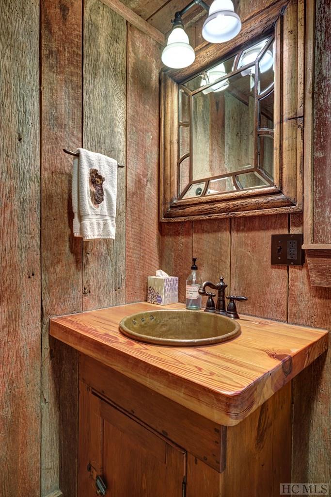 1141 Shortoff Road Highlands, NC 28741 - Photo 10 of 26 Gallery Image 10