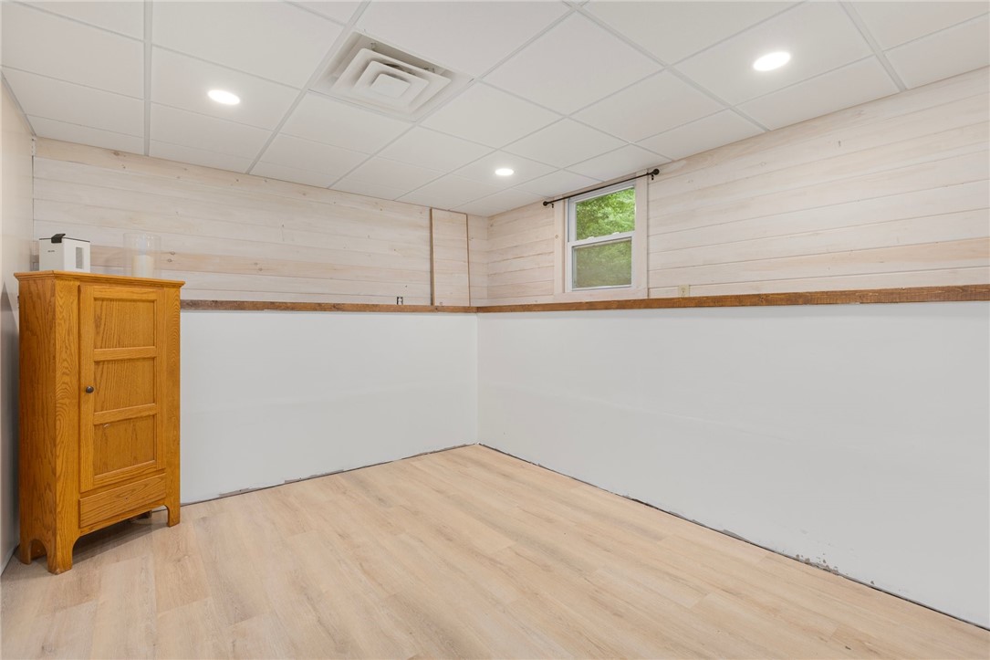 111 Bramble Bush Road Coventry, RI 02816 - Photo 17 of 17