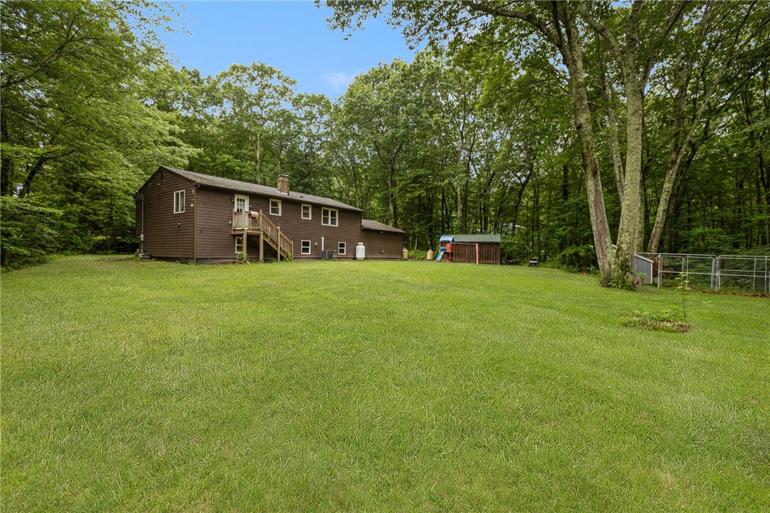 111 Bramble Bush Road Coventry, RI 02816 - Photo 3 of 17