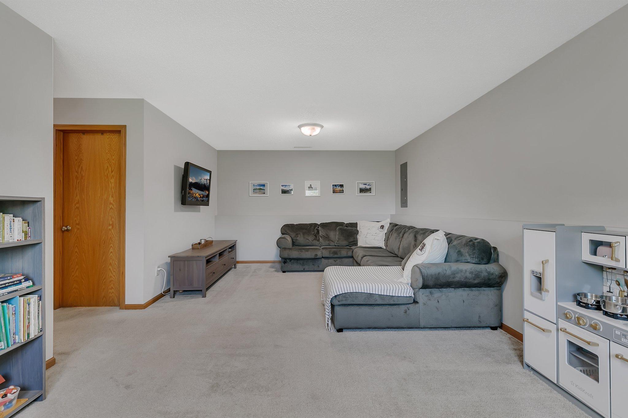 307 5th Street Southwest Rice, MN 56367 - Photo 19 of 27
