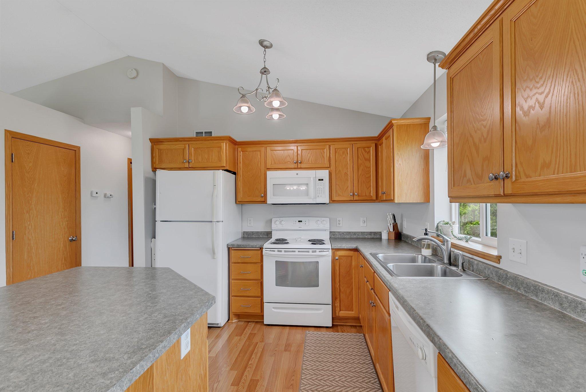 307 5th Street Southwest Rice, MN 56367 - Photo 5 of 27