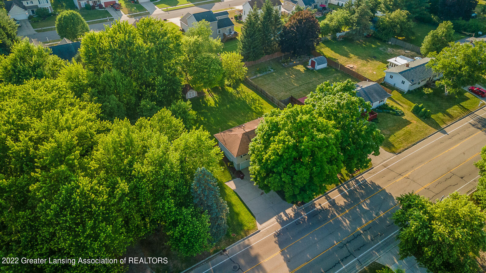 11273 Nixon Road Grand Ledge, MI 48837 - Photo 5 of 29 11273_Nixon_DERBY-2_edit