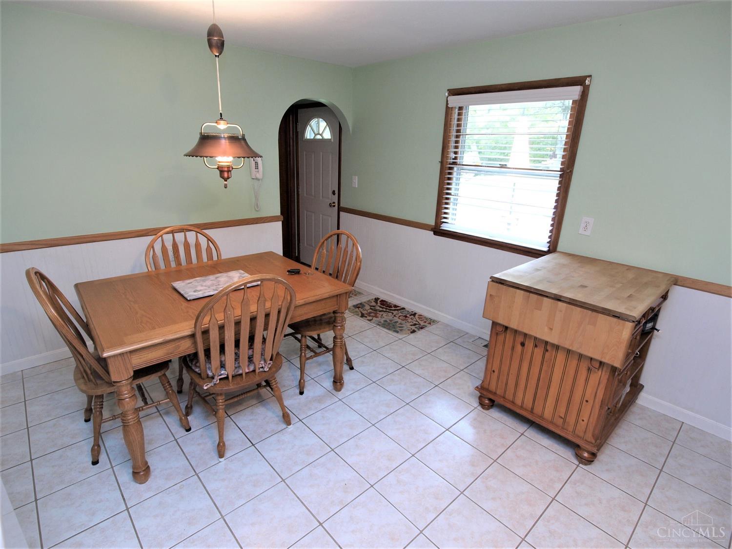 5976 Winton Road Fairfield, OH 45014 - Photo 10 of 43