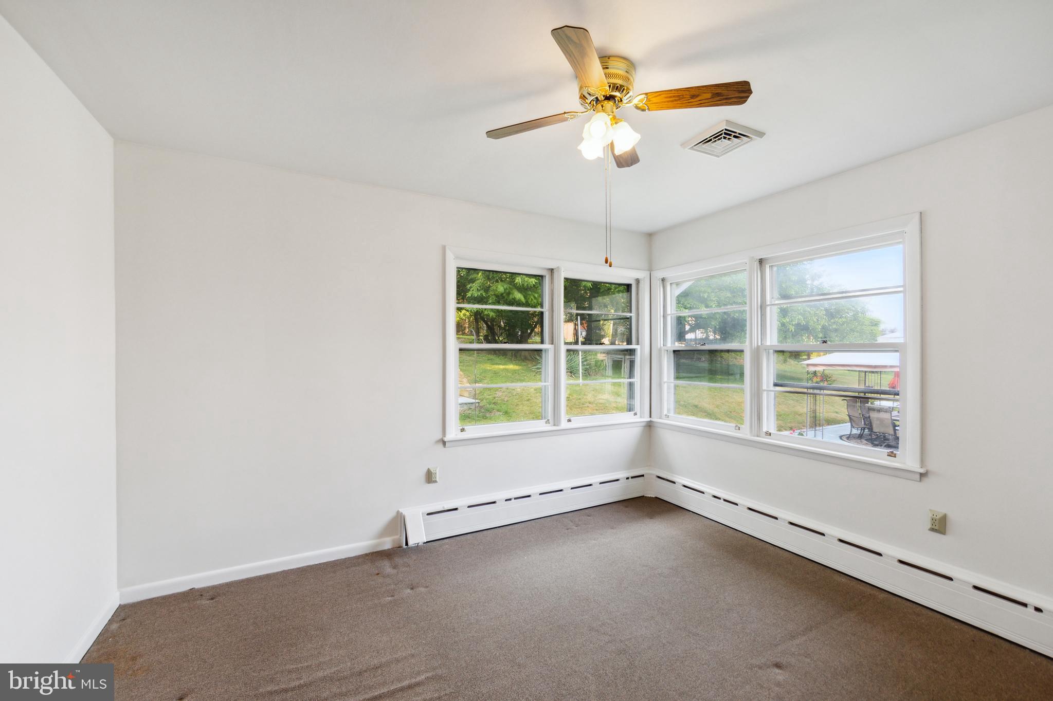 507 Meade Terrace Reading, PA 19607 - Photo 12 of 20 Gallery Image 12
