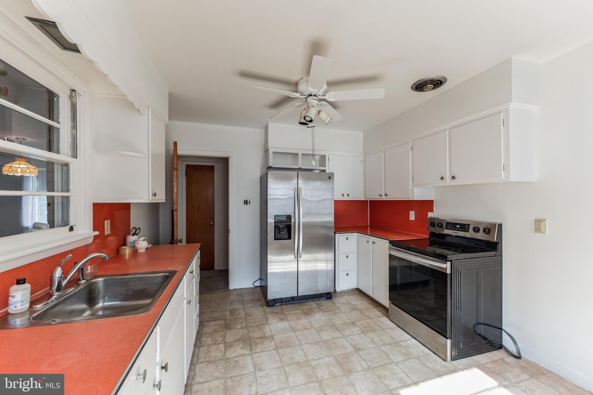 507 Meade Terrace Reading, PA 19607 - Photo 6 of 20 Gallery Image 6