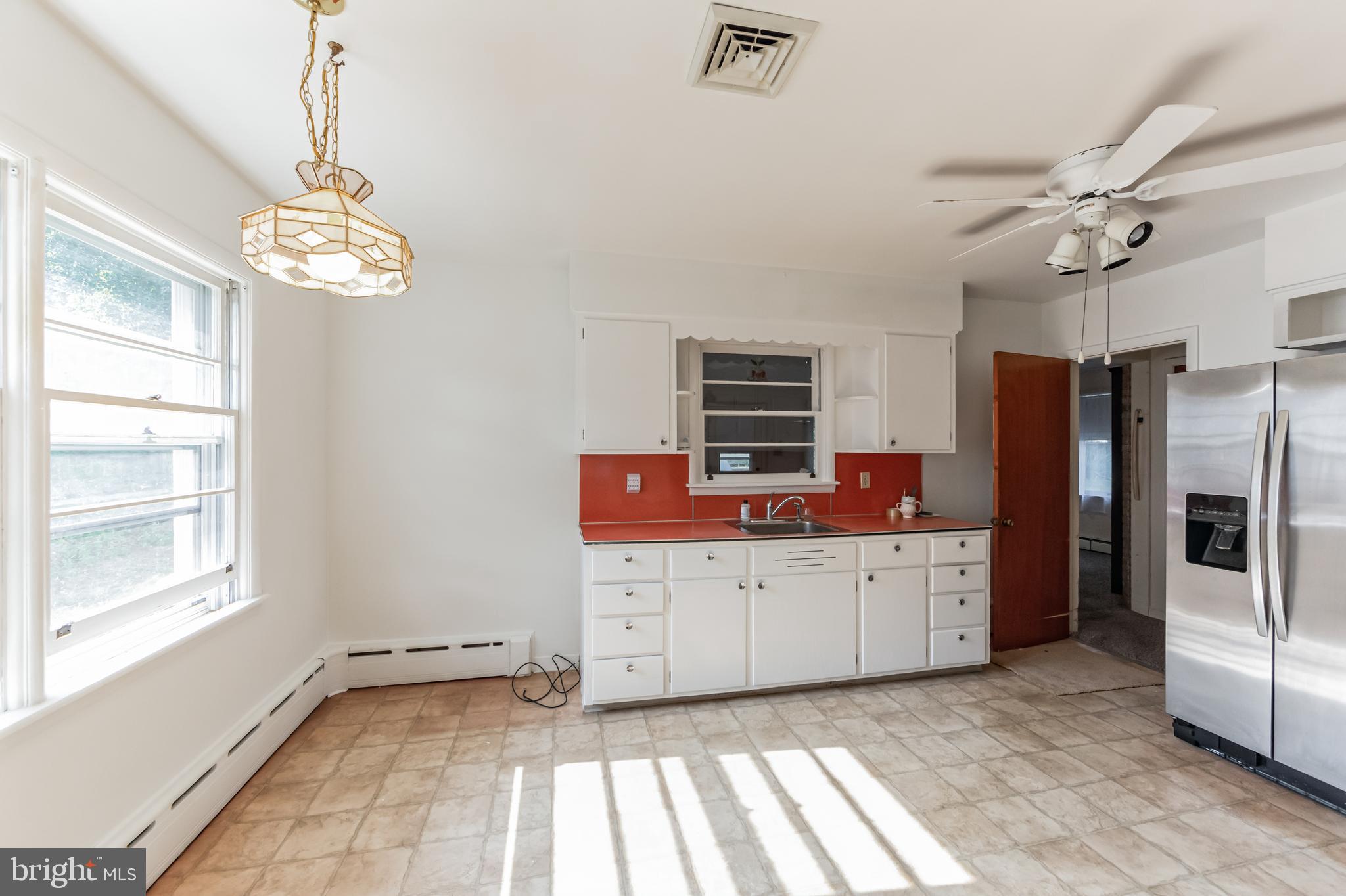 507 Meade Terrace Reading, PA 19607 - Photo 8 of 20 Gallery Image 8