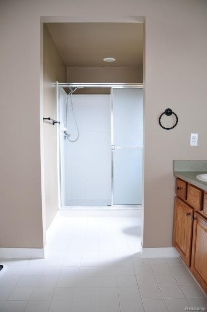 1370 Tulberry Court Rochester, MI 48306 - Photo 17 of 24 Master Bath Shower