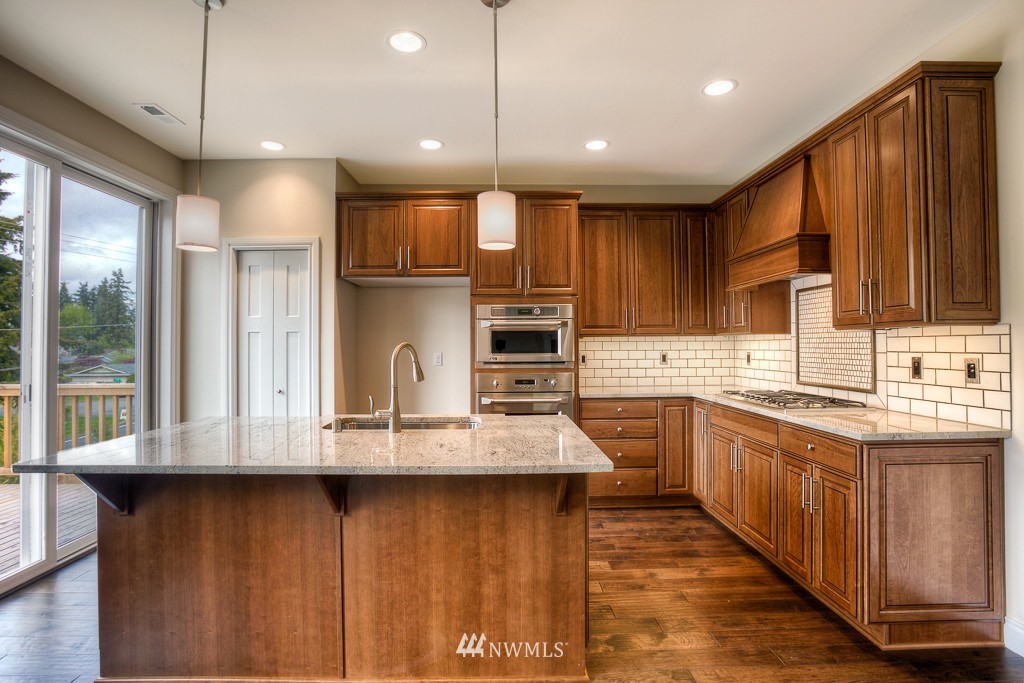 4003 183rd Place Southeast, Unit 5 Bothell, WA 98012 - Photo 3 of 12 Gallery Image 3
