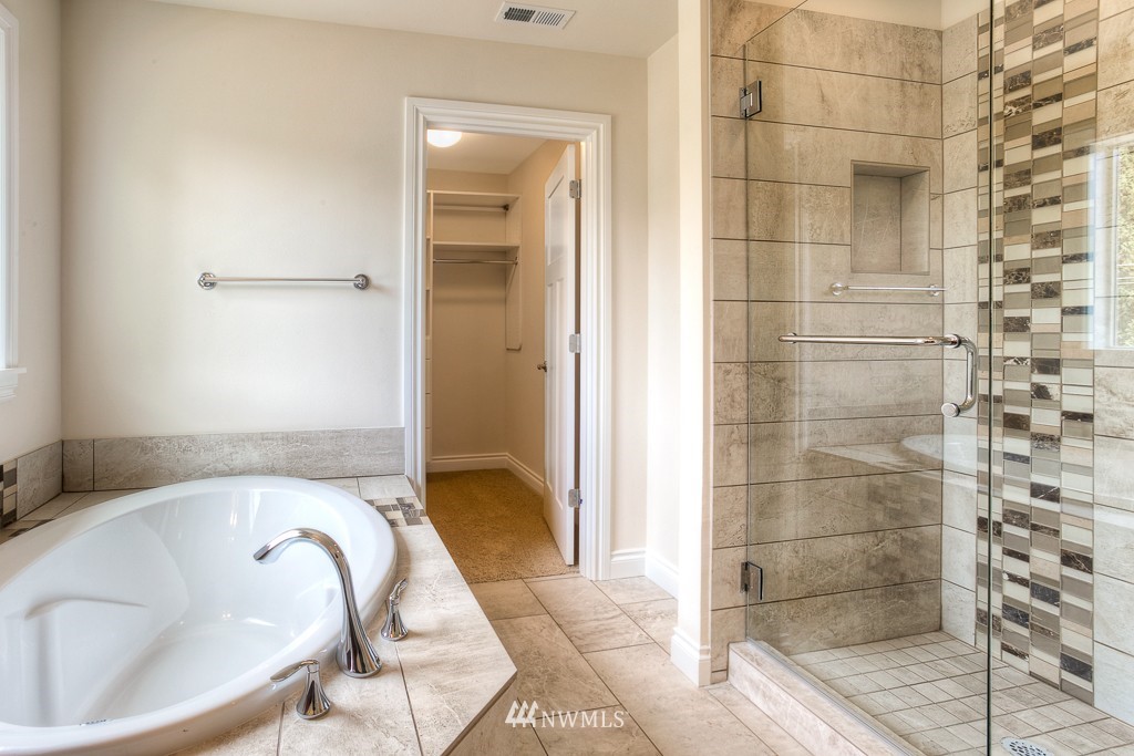 4003 183rd Place Southeast, Unit 5 Bothell, WA 98012 - Photo 9 of 12 Gallery Image 9