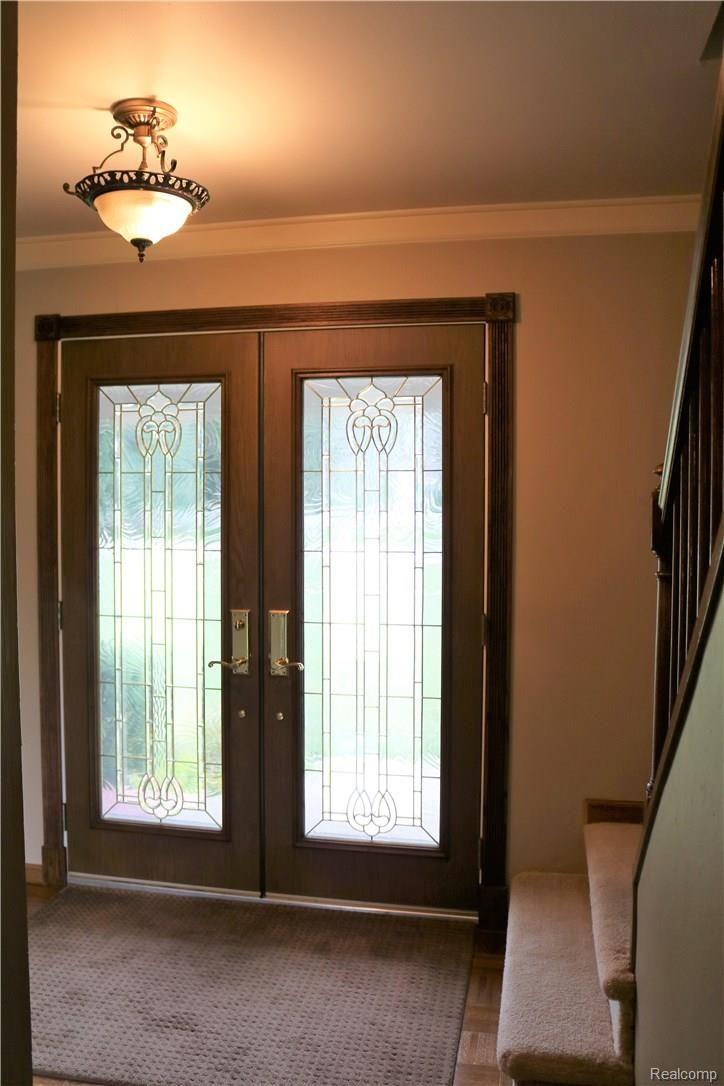 54414 Mound Road Utica, MI 48316 - Photo 5 of 57 IMG_9541 - Copy.JPG