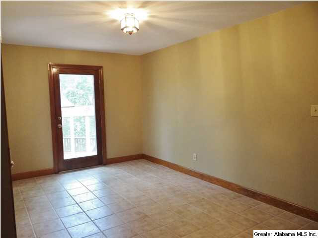 1079 Crest Road Leeds, AL 35094 - Photo 27 of 32