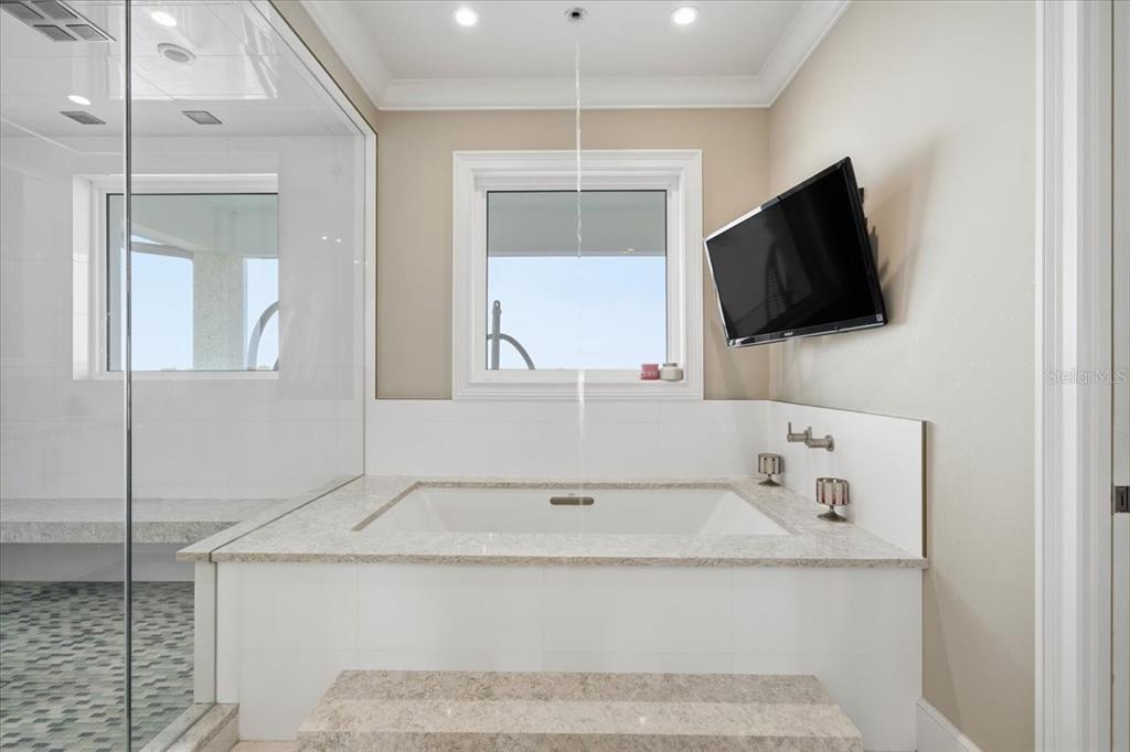 391 12th Avenue Indian Rocks Beach, FL 33785 - Photo 41 of 66