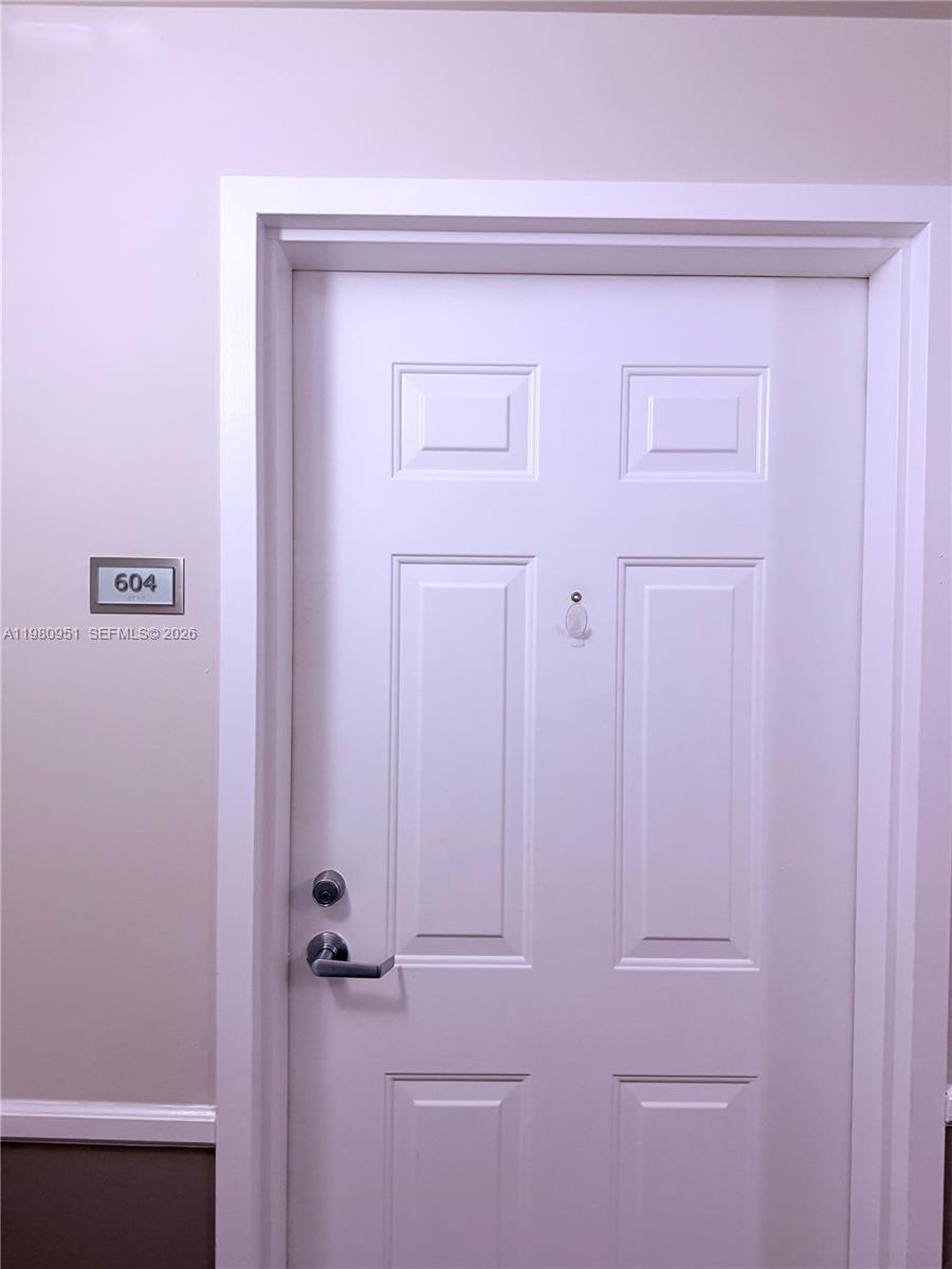 900 Southwest 8th Street, Unit 604 Miami, FL 33130 - Photo 13 of 38