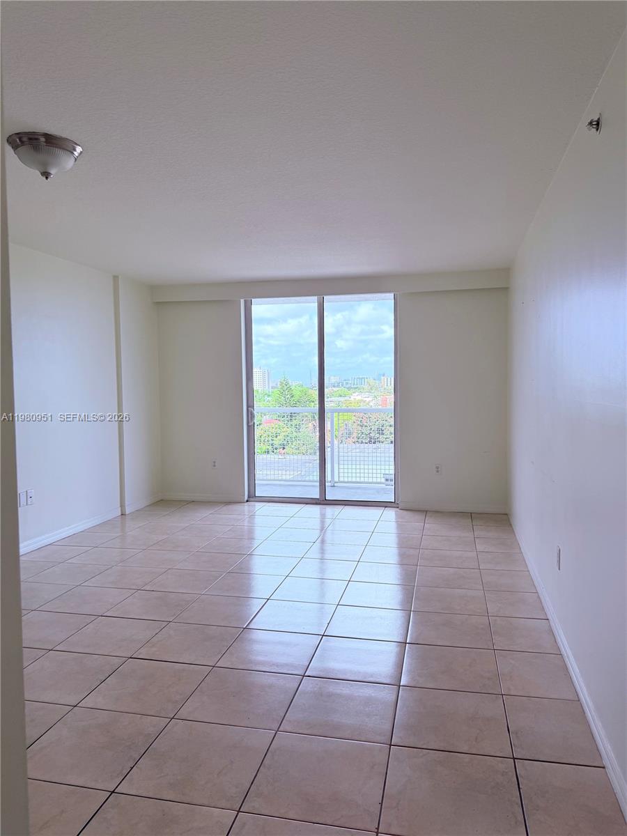 900 Southwest 8th Street, Unit 604 Miami, FL 33130 - Photo 26 of 38