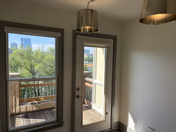 $2,999 | 924 Ireland Street, Nashville, TN 37208