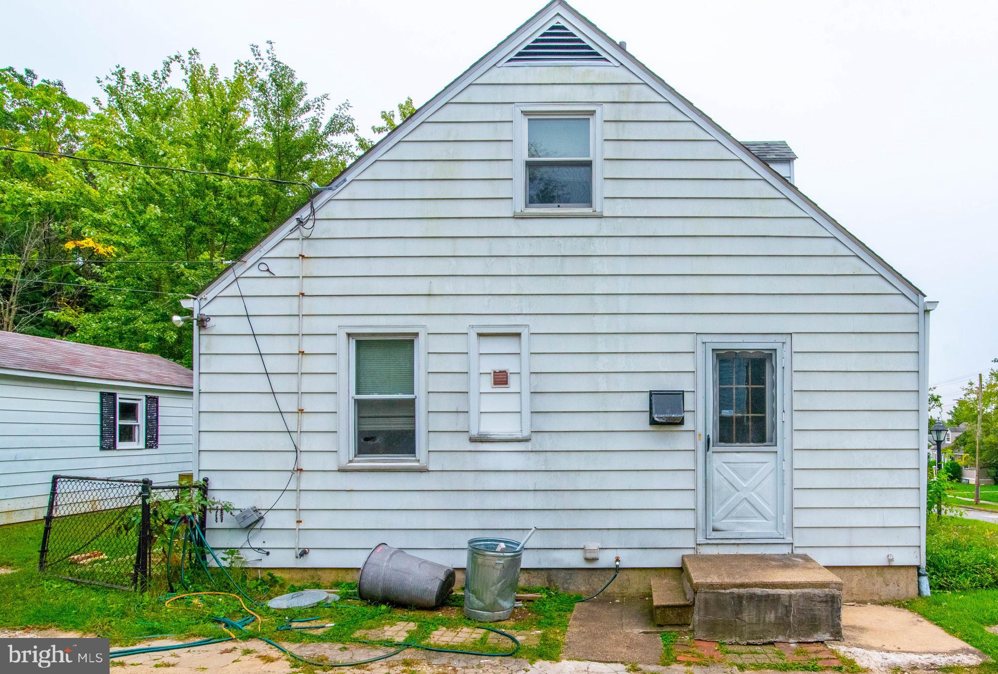 8717 Jenifer Road Baltimore, MD 21234 - Photo 3 of 15 Gallery Image 3