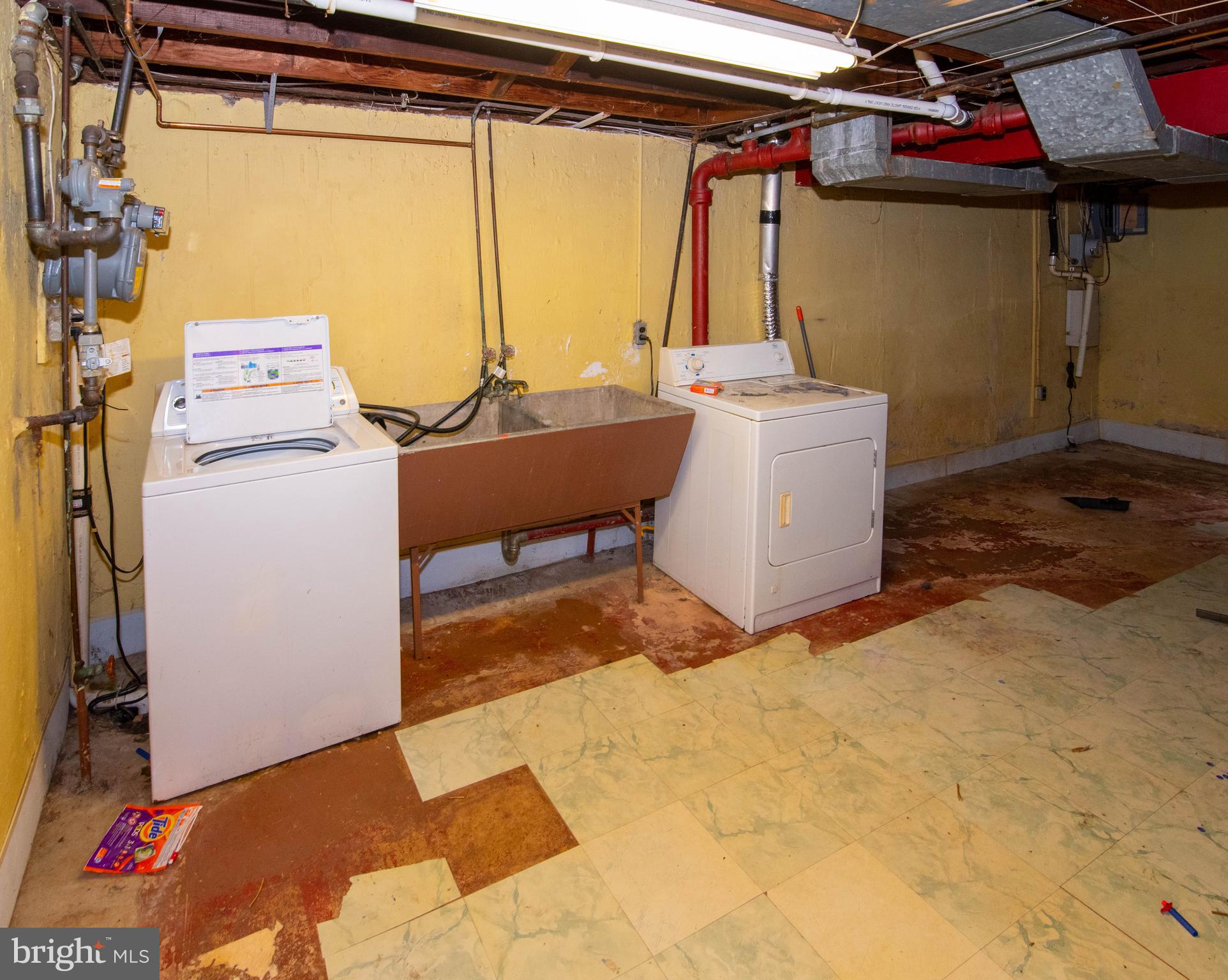 8717 Jenifer Road Baltimore, MD 21234 - Photo 9 of 15 Gallery Image 9