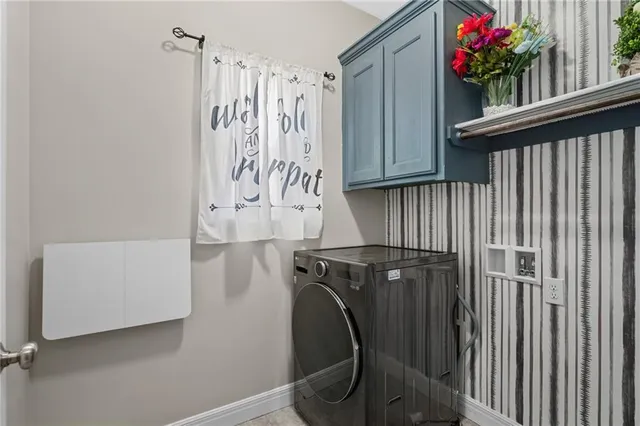 $445,000 | 1012 Southeast Amber Court, Blue Springs, MO 64014