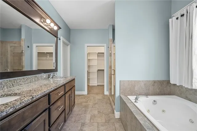 $445,000 | 1012 Southeast Amber Court, Blue Springs, MO 64014