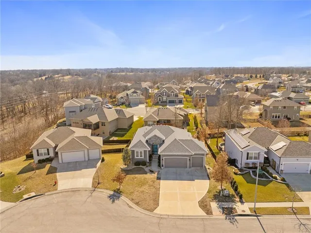 $445,000 | 1012 Southeast Amber Court, Blue Springs, MO 64014