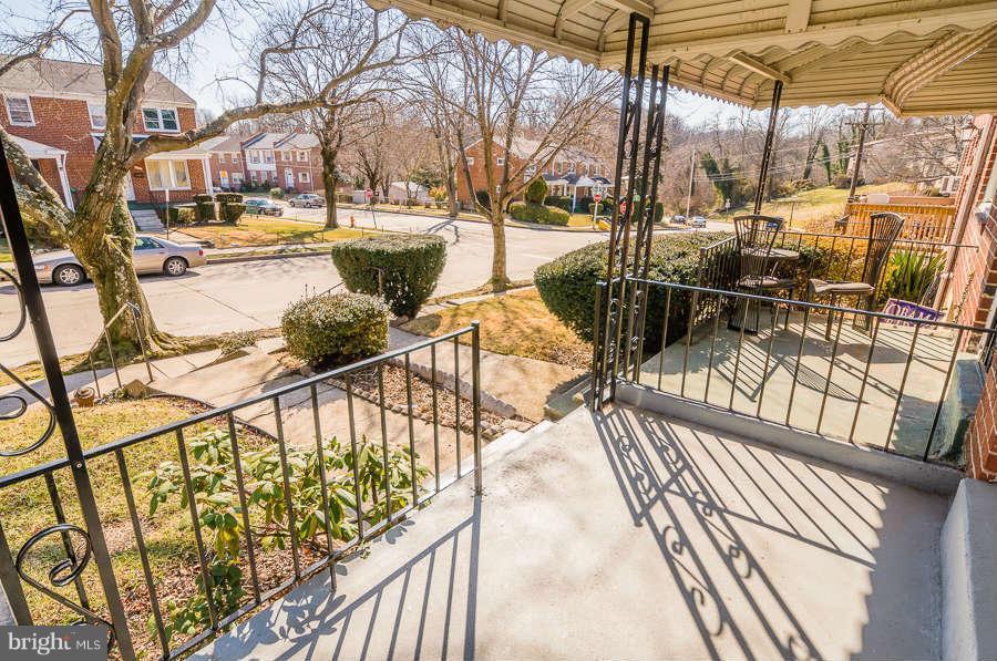 5244 Fredcrest Road Baltimore, MD 21229 - Photo 29 of 30 Front Porch