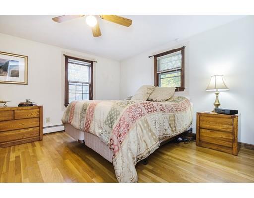 144 Upton Road Westborough, MA 01581 - Photo 14 of 29
