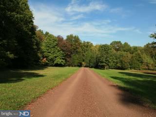 1435 Elephant Road Perkasie, PA 18944 - Photo 4 of 5