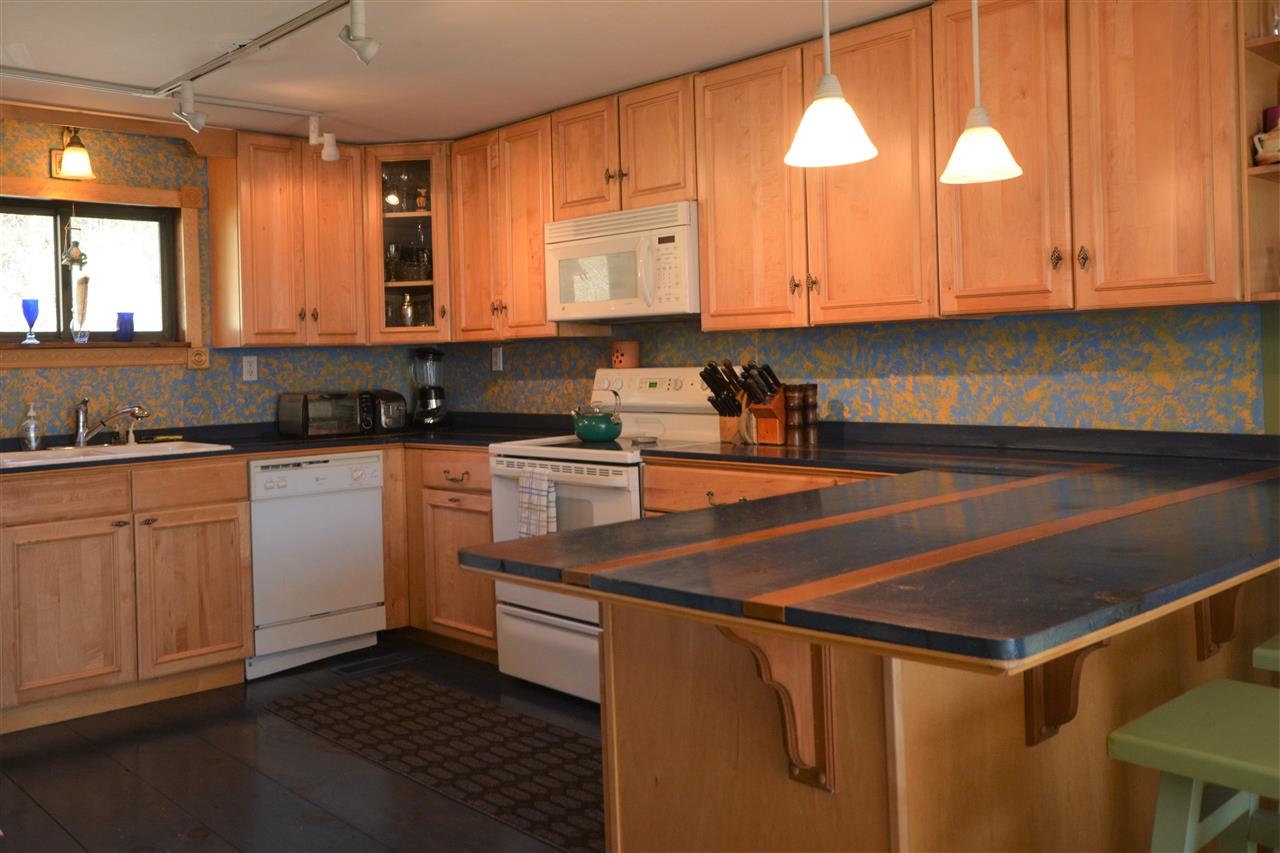 578 Bridgewater Center Road Bridgewater, VT 05035 - Photo 3 of 24