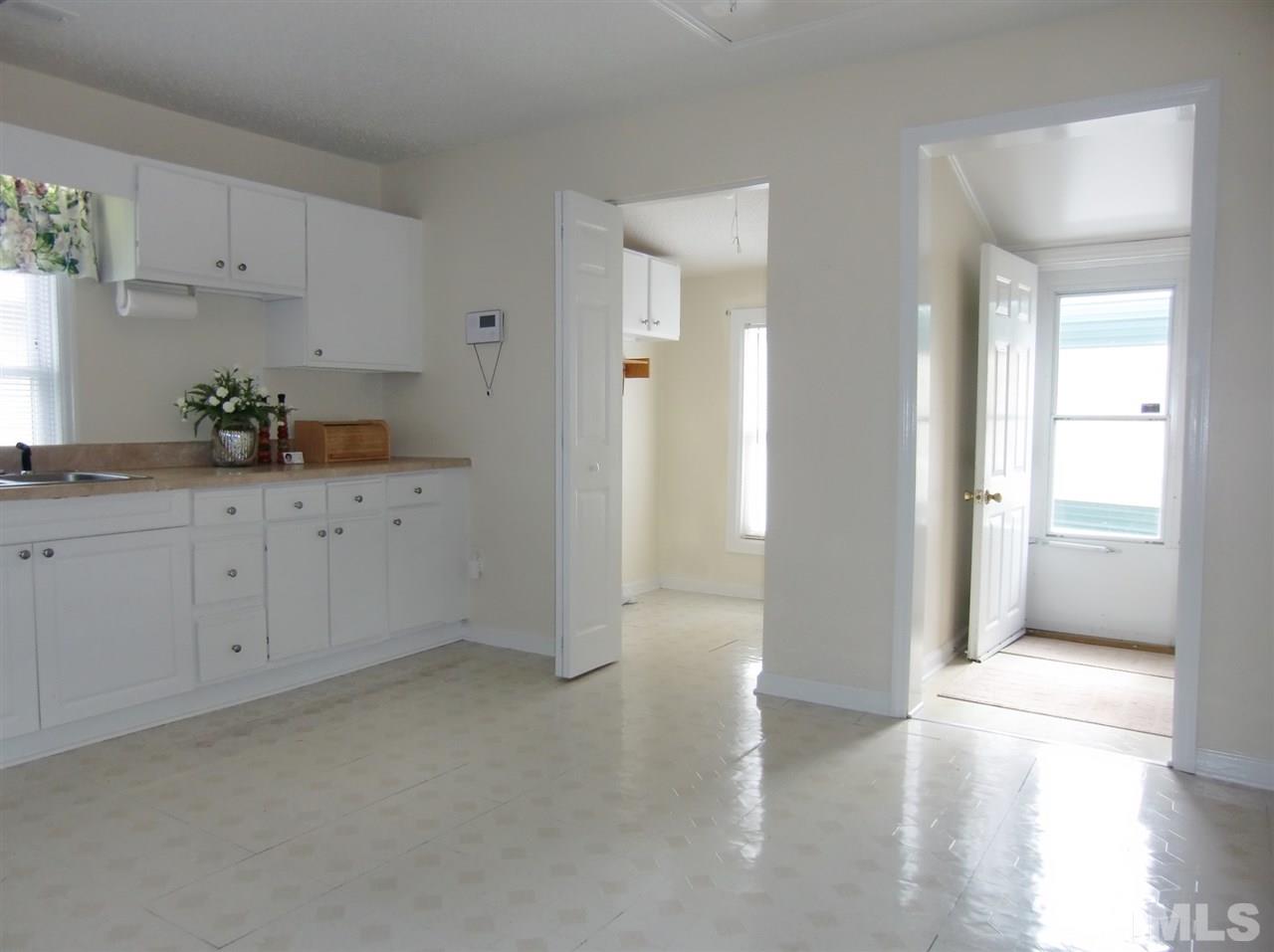 103 Averasboro Road Dunn, NC 28334 - Photo 14 of 22 Gallery Image 14