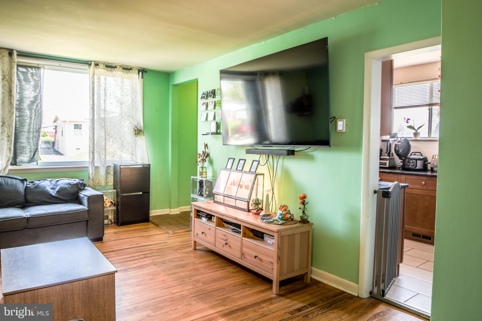 529 Markel Road Conshohocken, PA 19428 - Photo 7 of 20