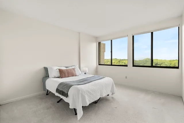 $785,000 | 250 Hammond Pond Parkway, Unit 1002N, Newton, MA 02467